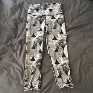 Aerie Move High Waisted Cropped Leggings